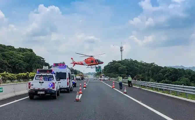 洛龙区高速公路汽车救援案例